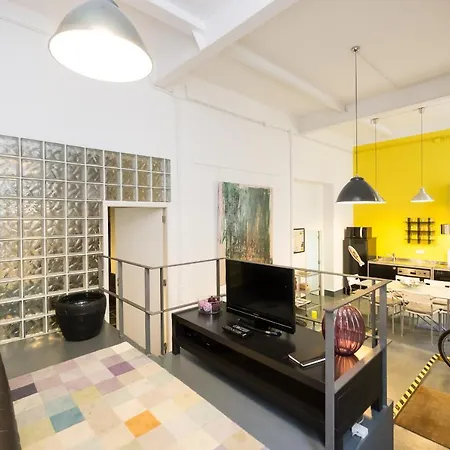 Large & Relaxing Loft In Alfama * Lizbona