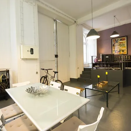 Large & Relaxing Loft In Alfama * Lizbona