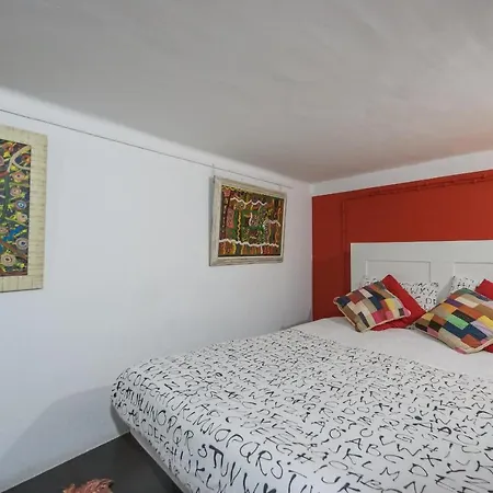 Large & Relaxing Loft In Alfama Apartment