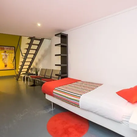 Large & Relaxing Loft In Alfama Apartment